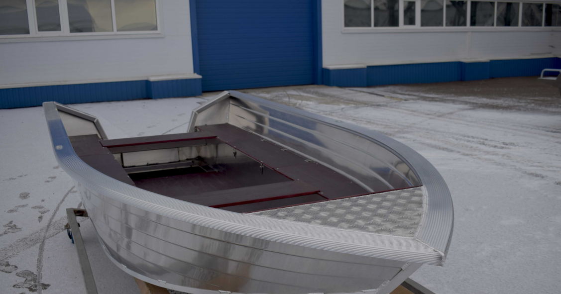 Алюминиевая лодка Неман-400 в Томске