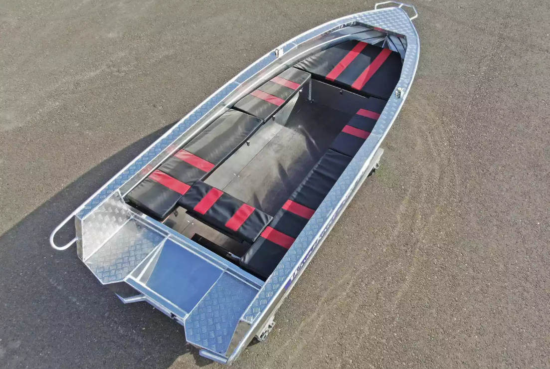 Алюминиевая лодка Wyatboat-390РМ увеличенный борт в Томске