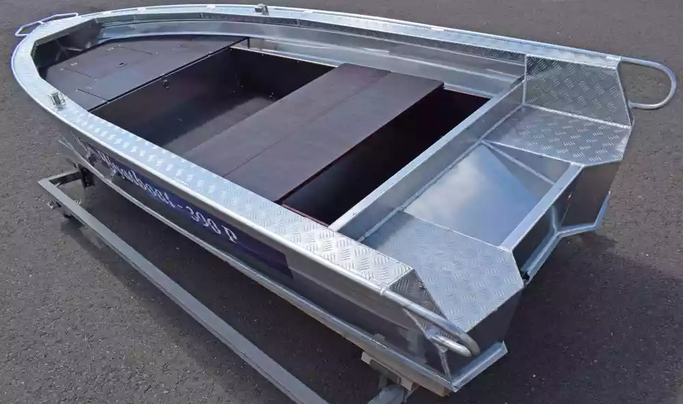 Алюминиевая лодка Wyatboat-390Р Fish в Томске