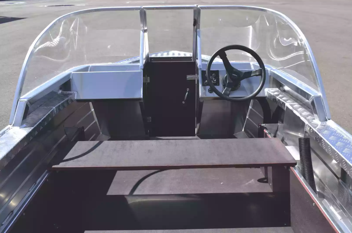 Алюминиевая лодка Wyatboat-390 DCM в Томске