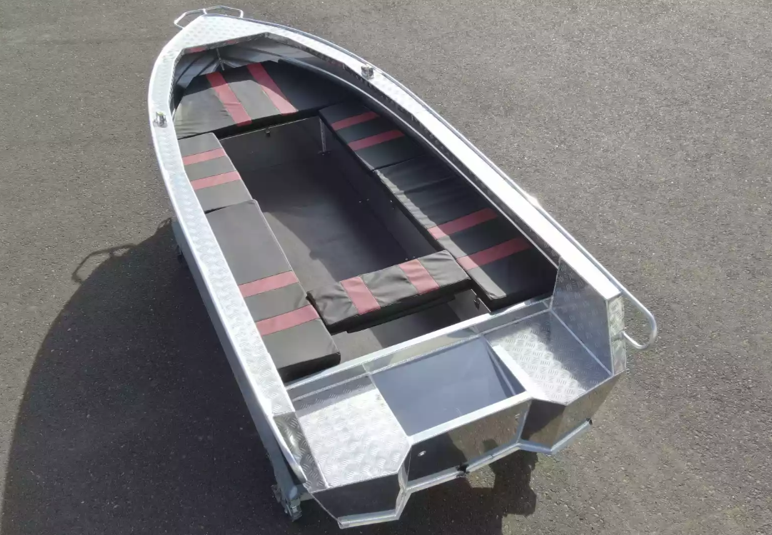 Алюминиевая лодка Wyatboat-390РМ увеличенный борт в Томске