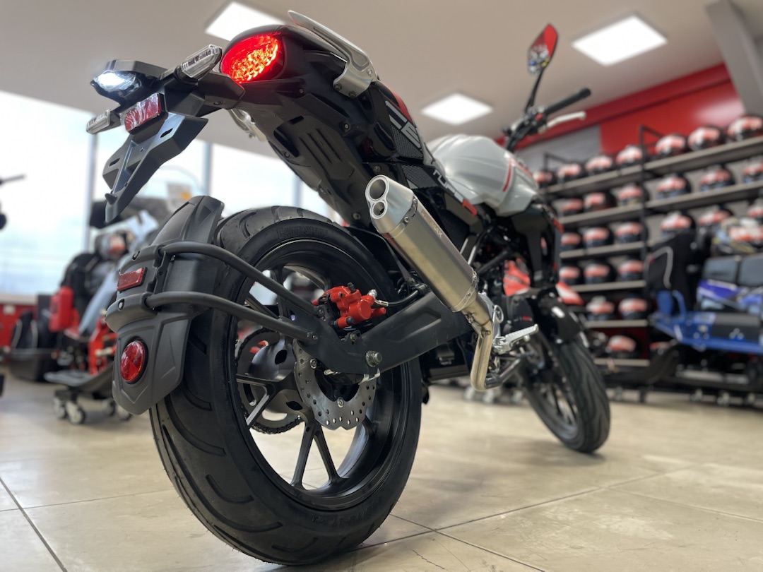 Мопед PROMAX CB150R (49) в Томске