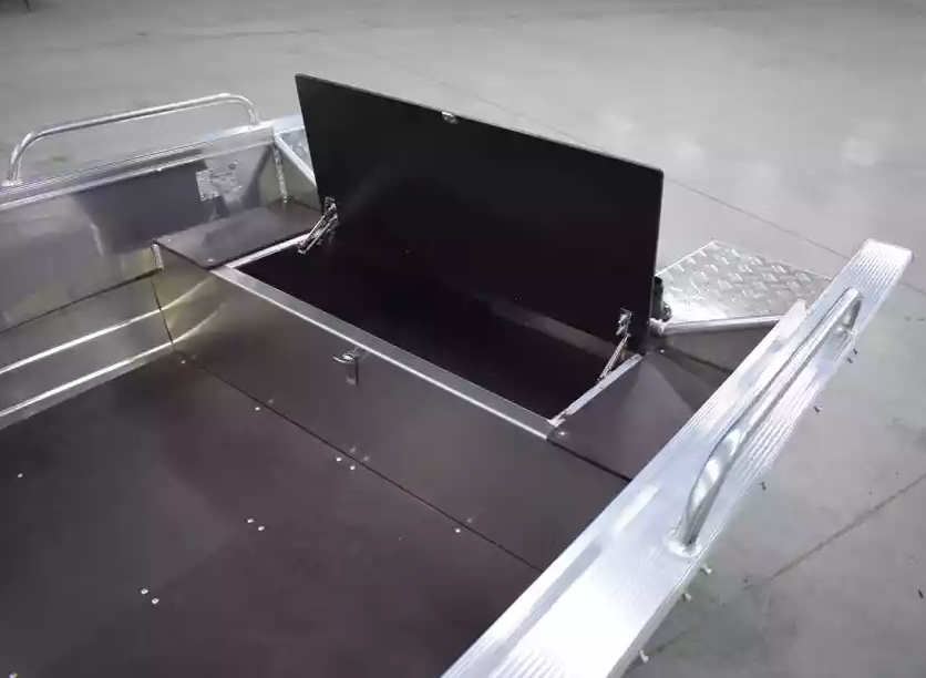 Алюминиевая лодка  Wyatboat-430 Р в Томске