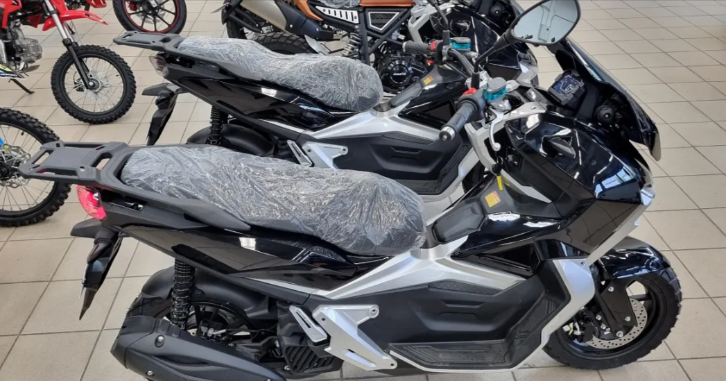 МаксиСкутер PROMAX ADV 200(49) (REPLICA HONDA) в Томске