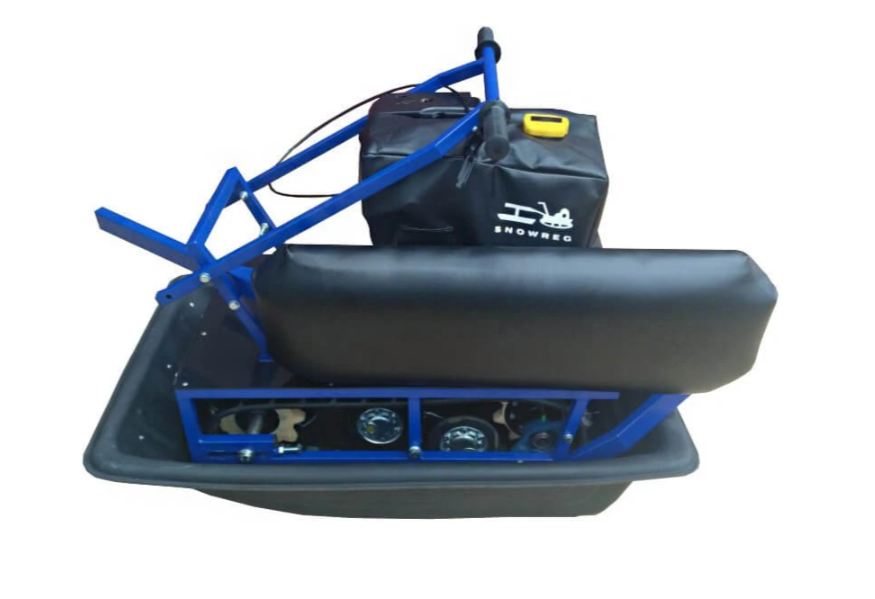 Мини-мотобуксировщик Альбатрос-М с фарой в Томске