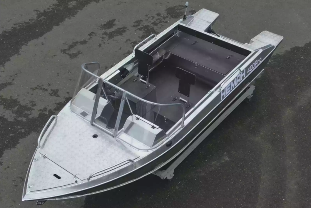 Алюминиевая лодка  Neman-400 PRO в Томске