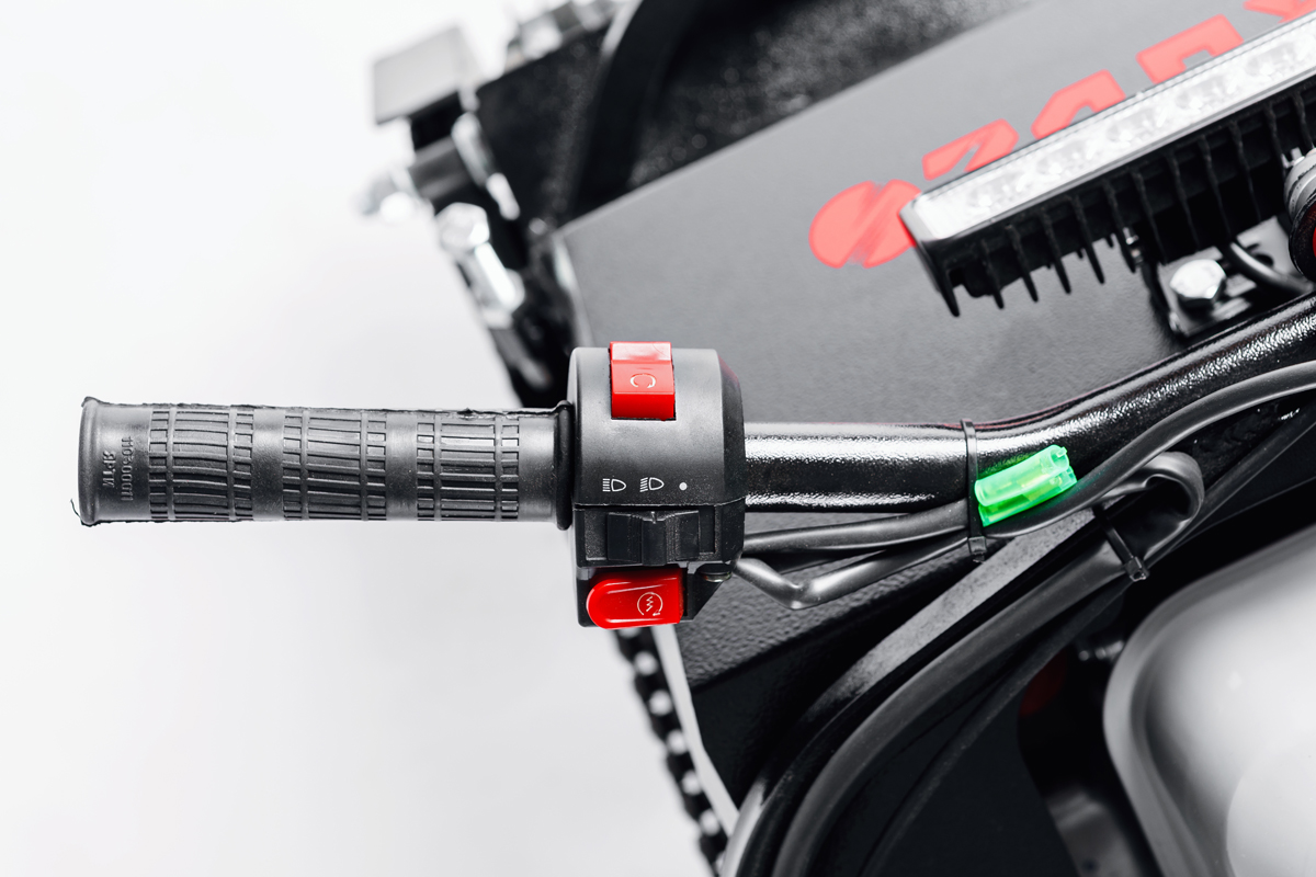 МОТОБУКСИРОВЩИК IKUDZO 1100/380 К8 в Томске