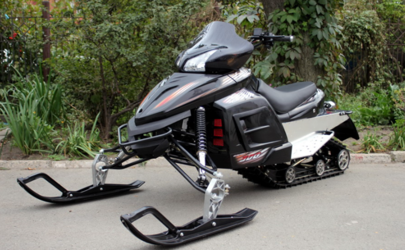 Снегоход Snow Fighter SF-300 в Томске