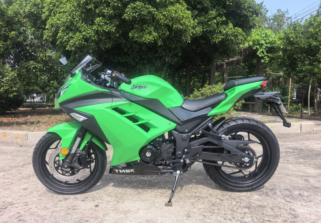 Мотоцикл TMBK Ninja 400cc в Томске