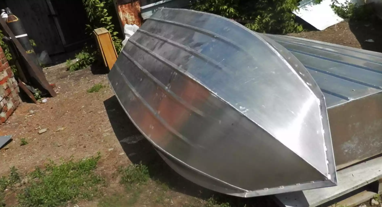 Алюминиевая лодка Вятка-Профи Вариант в Томске