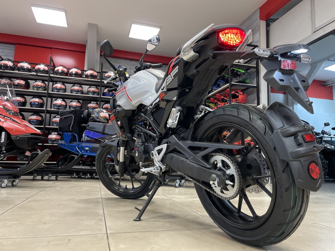 Мопед PROMAX CB150R (49) в Томске