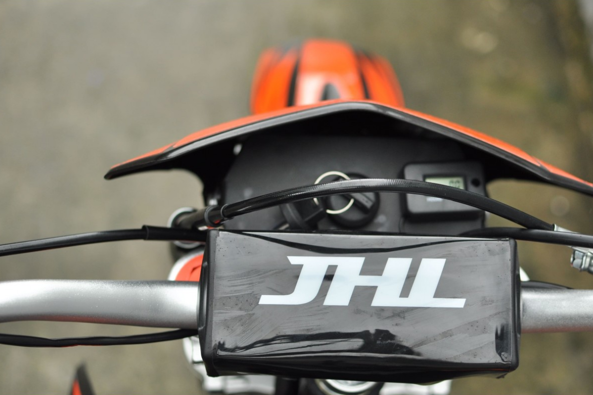 Мотоцикл JHLMOTO JHL MX300 PR300 (175FMN) в Томске