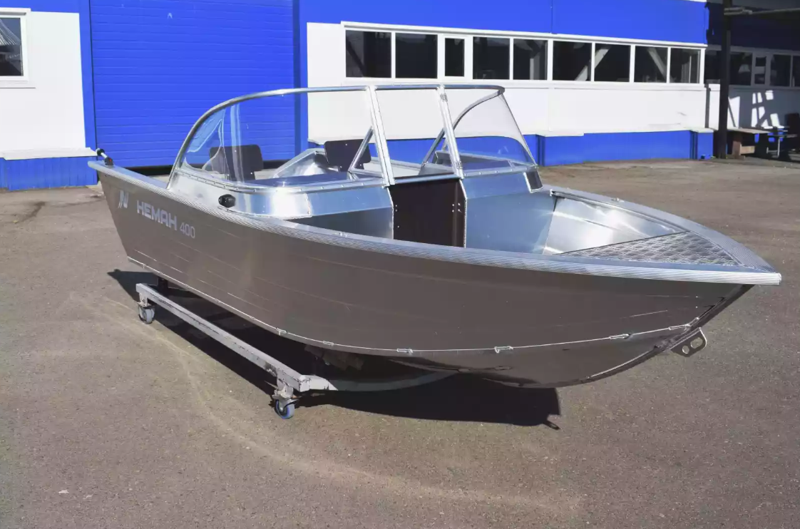 Алюминиевая лодка  Неман-400 DCM в Томске