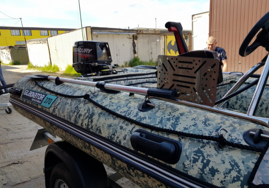 НАДУВНАЯ ЛОДКА GLADIATOR C370AL в Томске