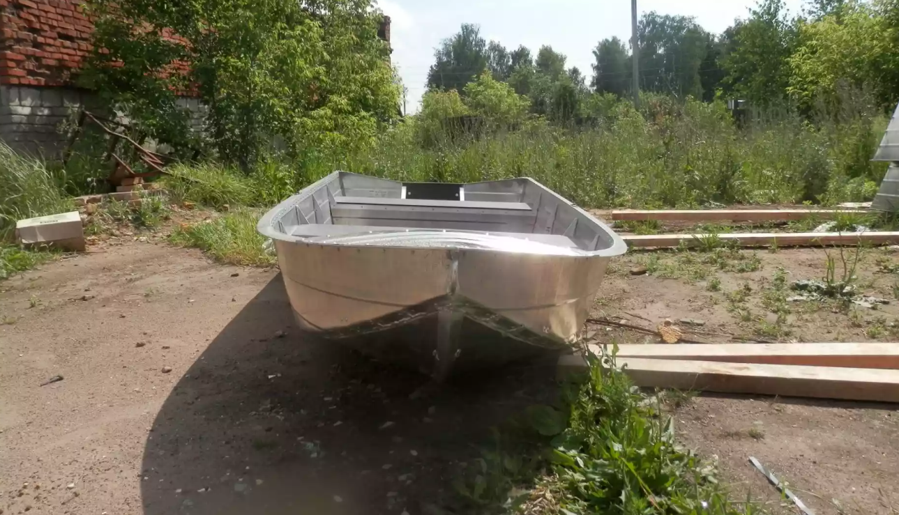 Алюминиевая лодка Вятка-Профи 32 в Томске