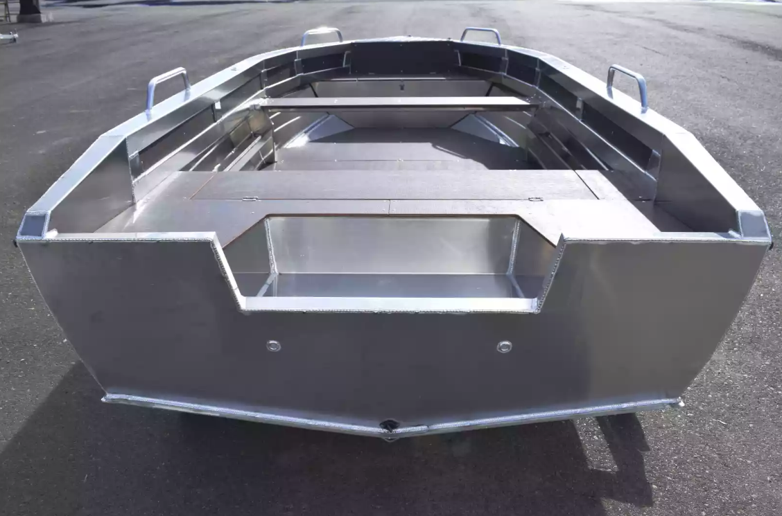 Алюминиевая лодка  Неман-480 Р в Томске