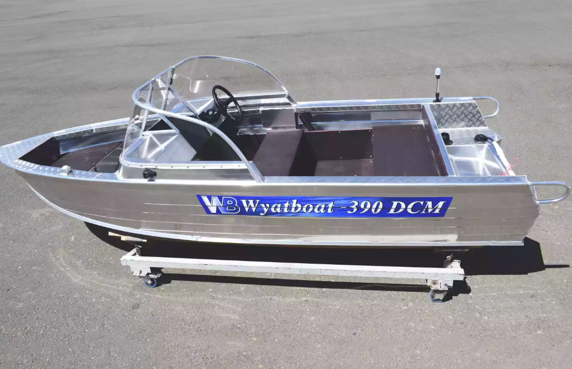 Алюминиевая лодка Wyatboat-390 DCM в Томске