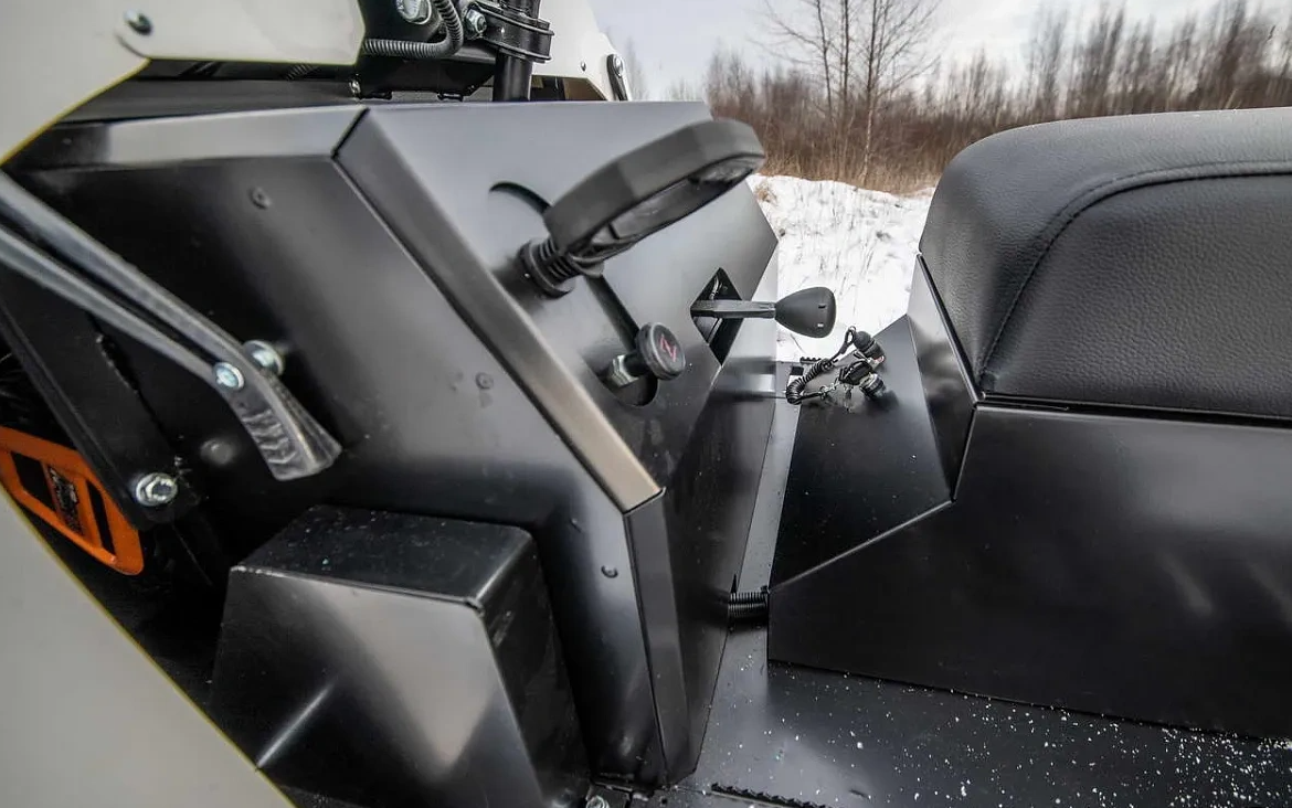 Снегоход БТС "АРКТИК 4Т" 18.5 л.с. э/зап, реверс, тормоз в Томске