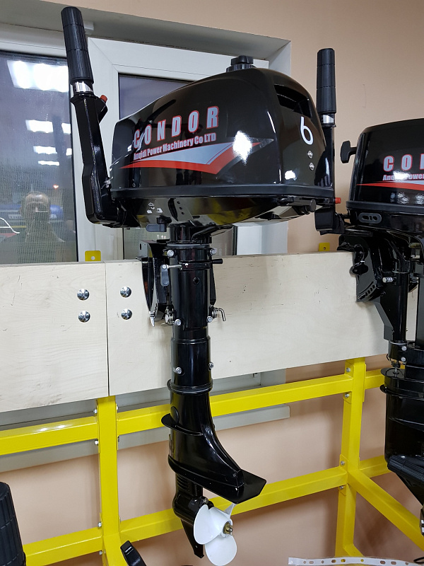 Лодочный мотор Condor F6HS без бака 12 л. в Томске