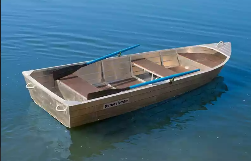 Алюминиевая лодка Вятка-Профи 37 в Томске