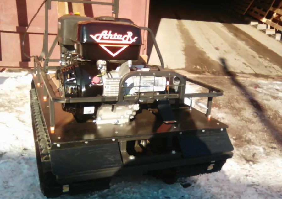 Мотобуксировщик AhtaR L13 в Томске