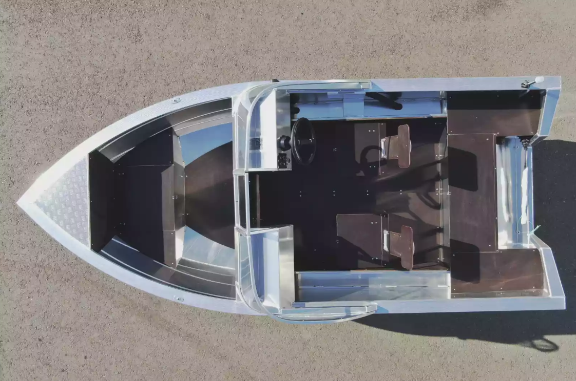 Алюминиевая лодка  Неман-400 DCM в Томске