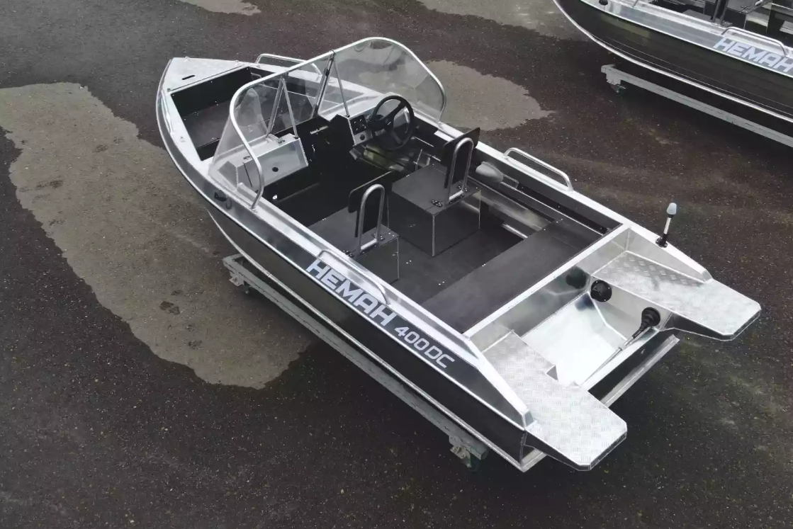 Алюминиевая лодка  Neman-400 DC в Томске