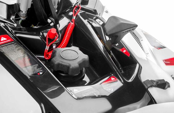 Снегоход STELS SA800R (L LUX WT) ВИТЯЗЬ 2.0 К01 Tech в Томске