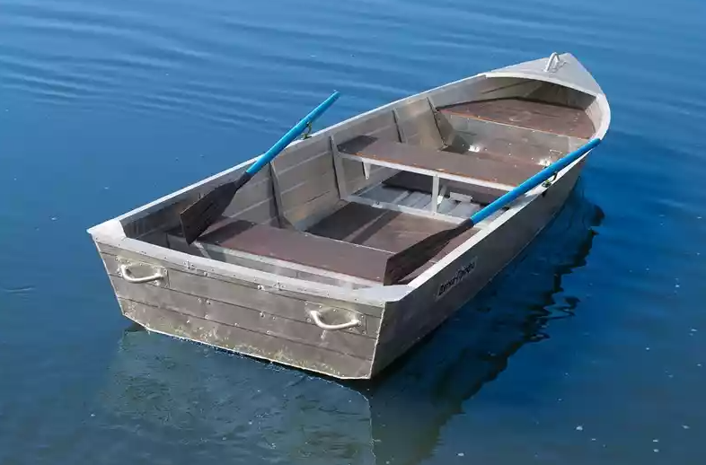 Алюминиевая лодка Вятка-Профи 32 в Томске