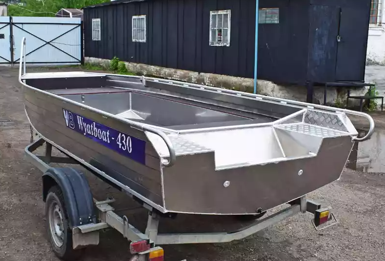 Алюминиевая лодка  Wyatboat-430 Master в Томске
