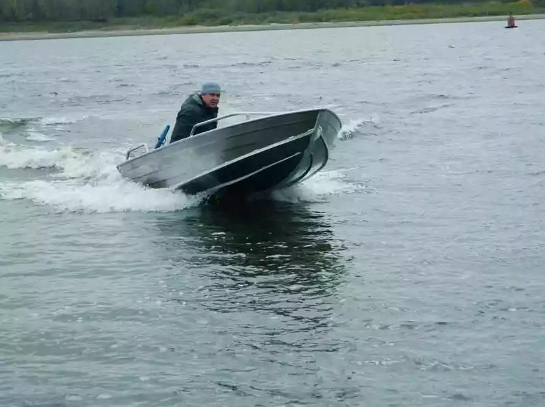 Алюминиевая лодка Wyatboat-390 M в Томске