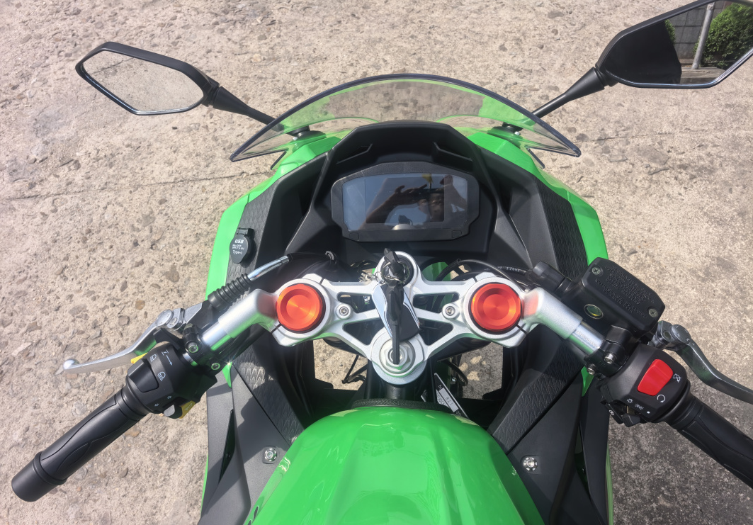 Мотоцикл TMBK Ninja 400cc в Томске