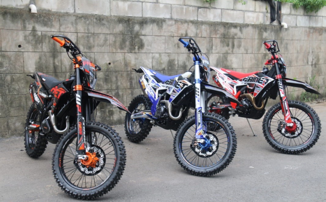 Кроссовый мотоцикл FAIDET NC300S ULTRA WP в Томске