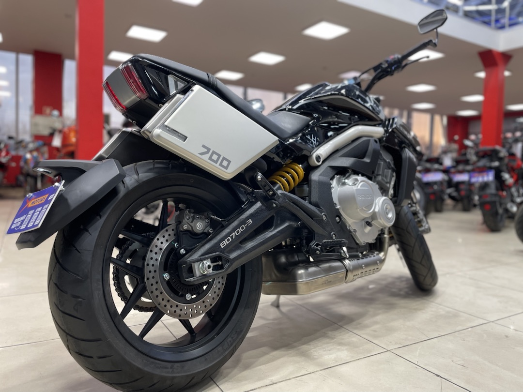 Мотоцикл Benda LFS 700 в Томске