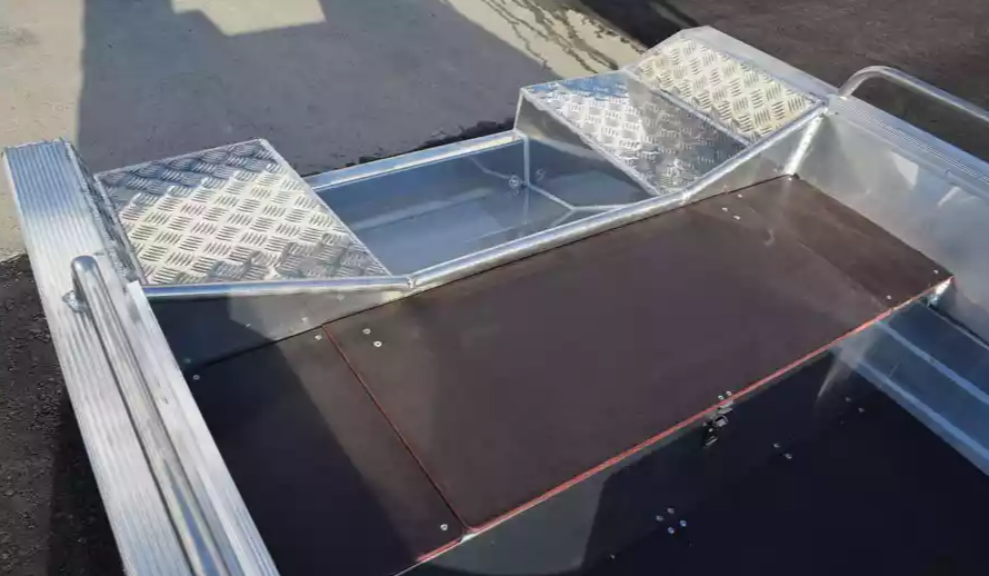 Алюминиевая лодка  Wyatboat-430 Р в Томске