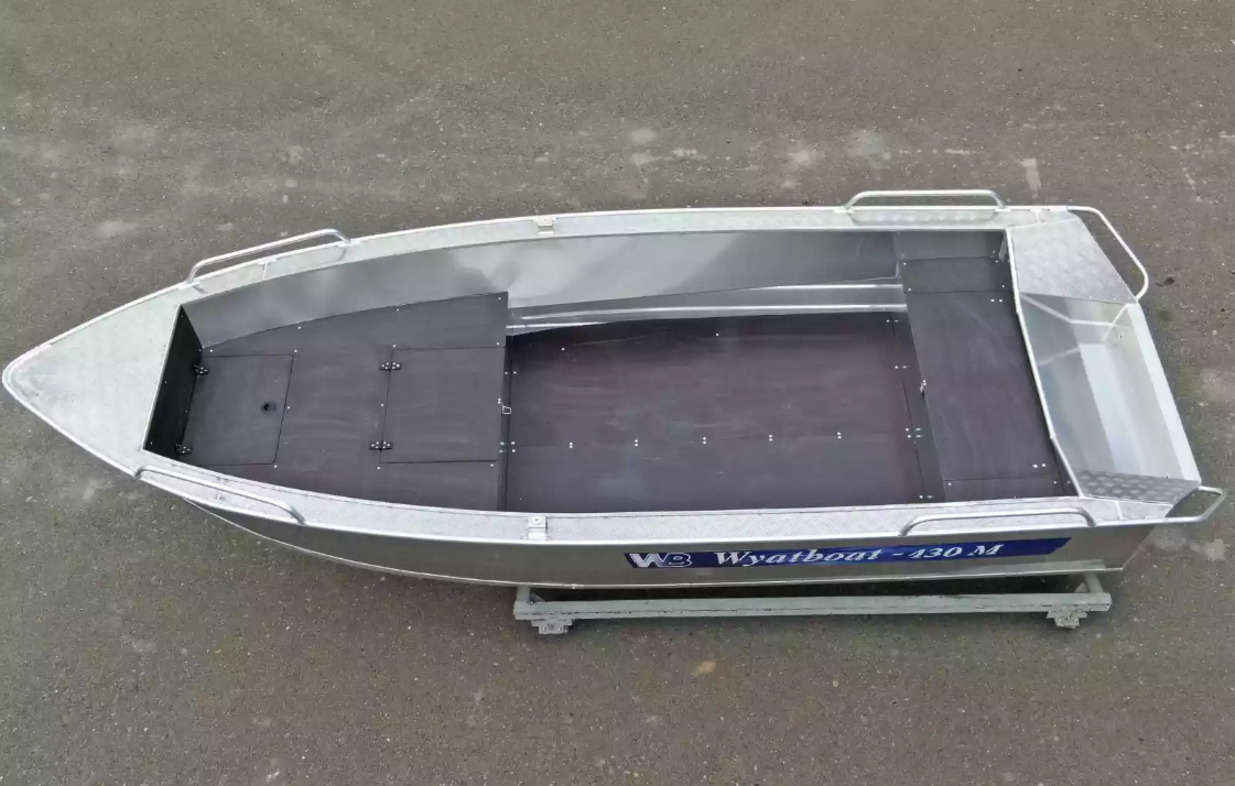 Алюминиевая лодка  Wyatboat-430М FISH в Томске
