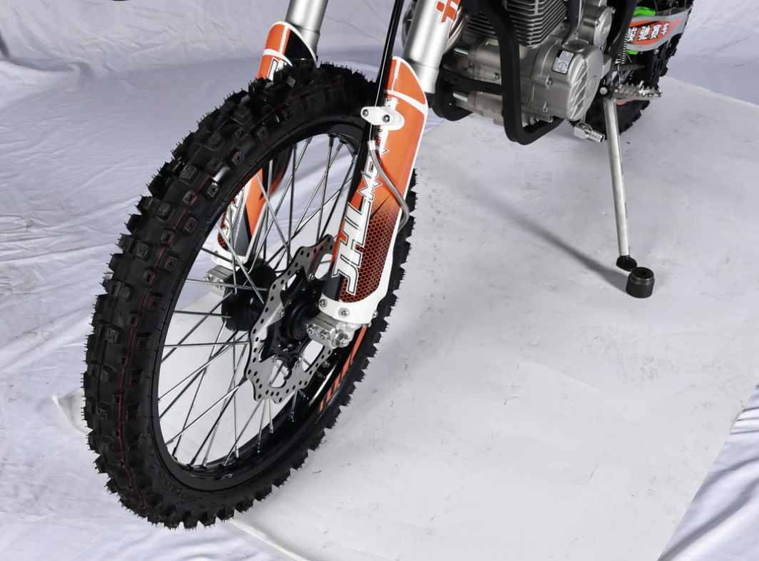 Мотоцикл JHLMOTO JHL LX1 CB250 (172FMM-3A) в Томске