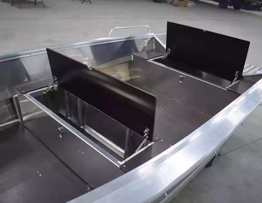 Алюминиевая лодка  Wyatboat-430 Р в Томске