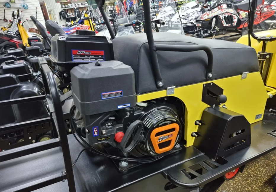 Миниснегоход Бурлак-М Егерь Стандарт SPORT 20 л.с. с эл.зап. в Томске