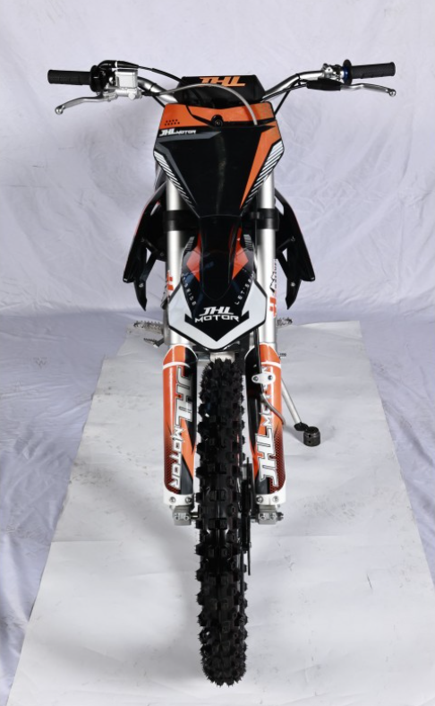 Мотоцикл JHLMOTO JHL LX1 CB250 (172FMM-3A) в Томске