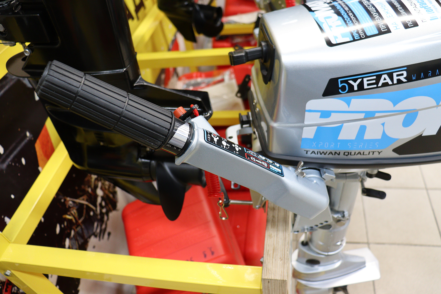 Лодочный мотор PROMAX SP5FHS (внешний бак 12 л) в Томске