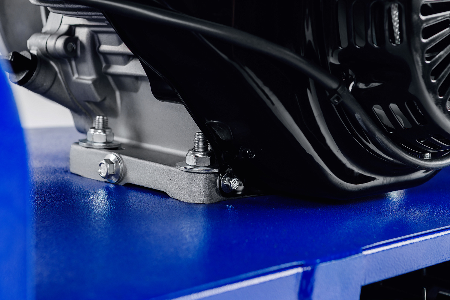 Мотобуксировщик SNOW DOG 17 с эл. запуском (DINKING) в Томске