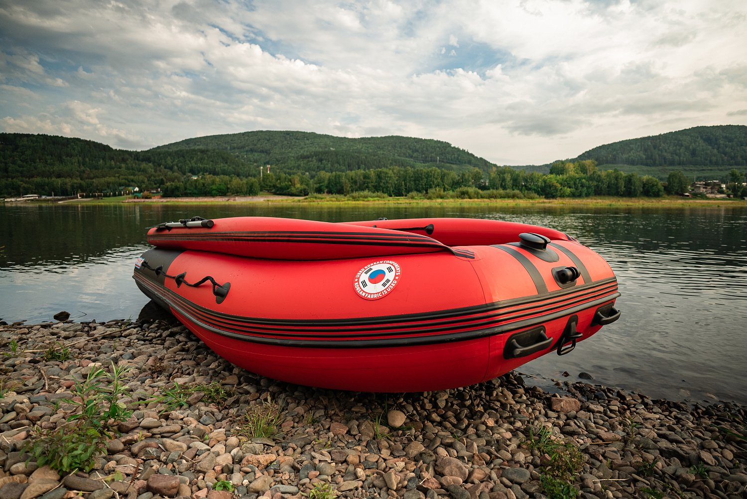 Лодка MISHIMO RIVER FJET PRO 430  под водомет в Томске