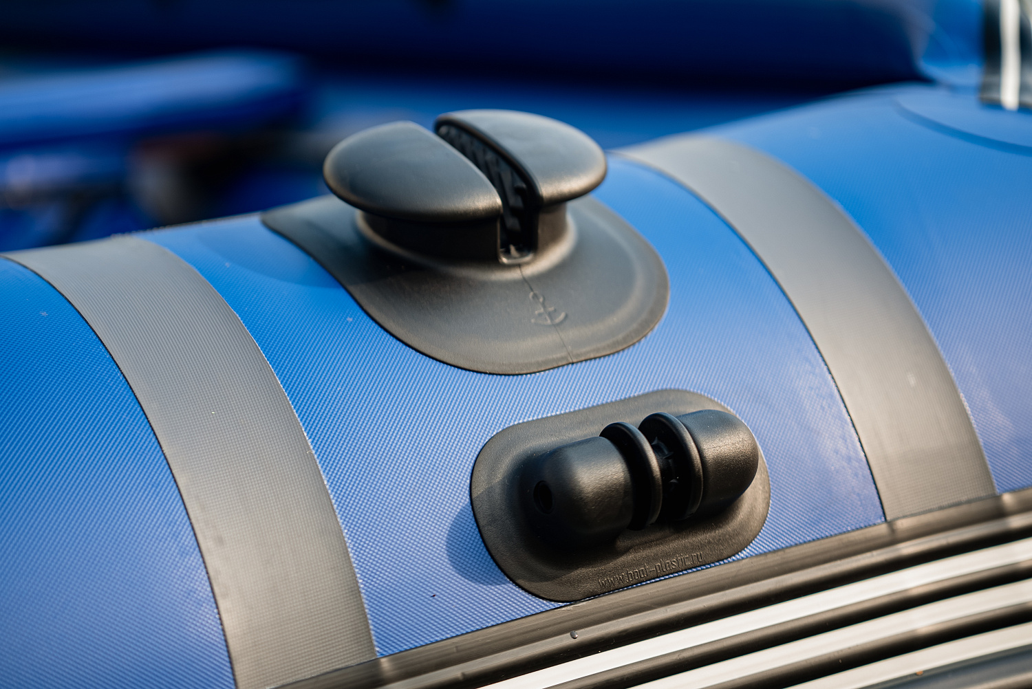 Лодка MISHIMO RIVER FJET PRO 430  под водомет в Томске