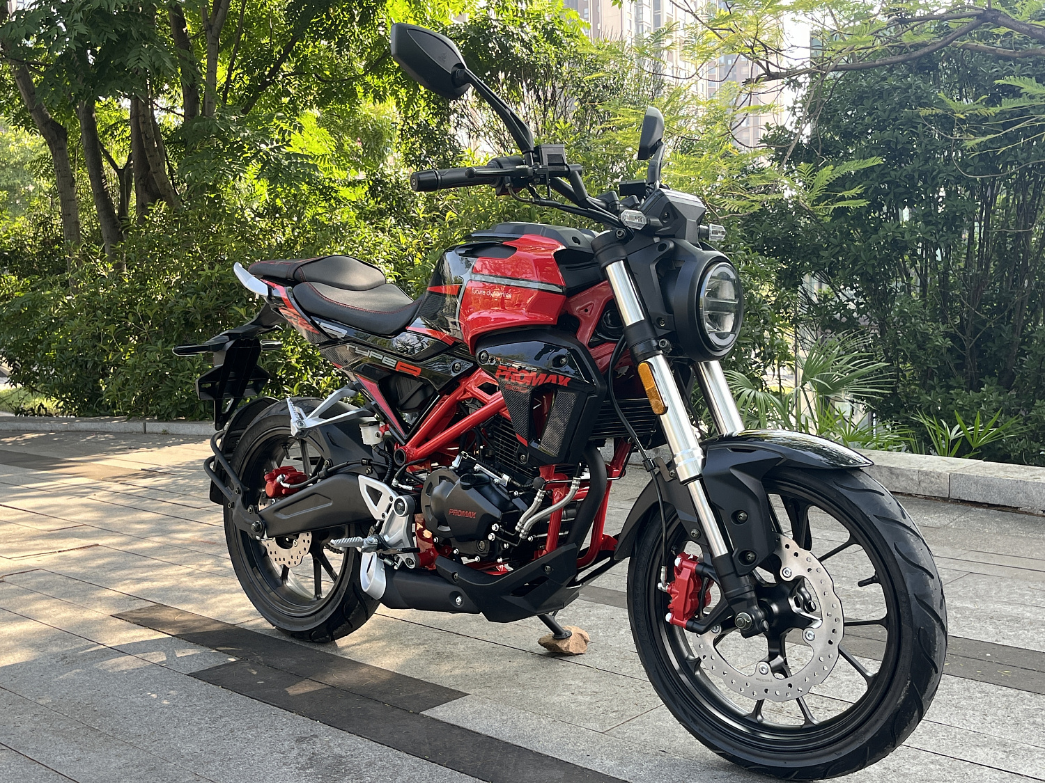 Мотоцикл PROMAX CB300 в Томске