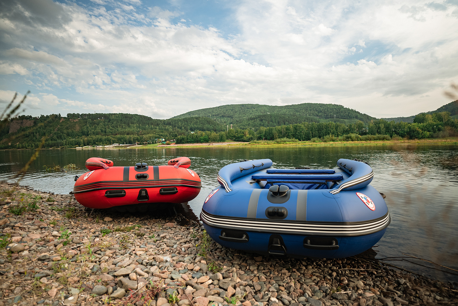 Лодка MISHIMO RIVER FJET PRO 430  под водомет в Томске