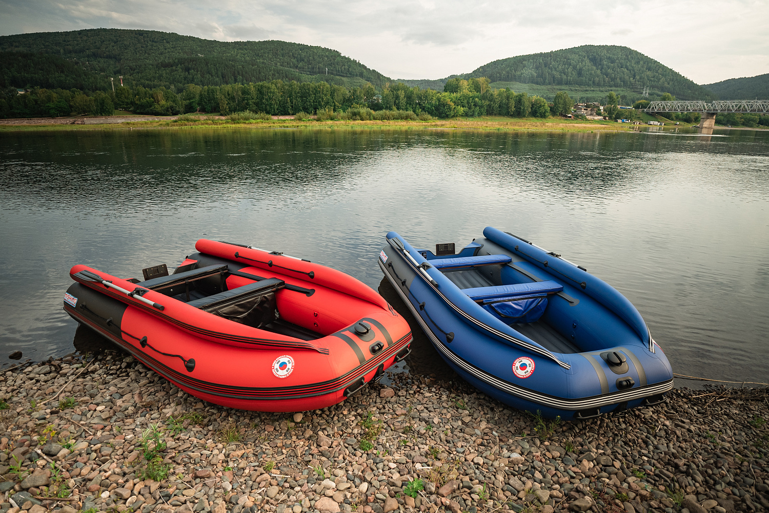 Лодка MISHIMO RIVER FJET PRO 430  под водомет в Томске